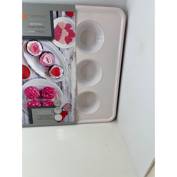 Master Class Cup Cake/Muffin Pan 12 Cup Heavy Gauge Steel Non-Stick Pink - Picture 4 of 9